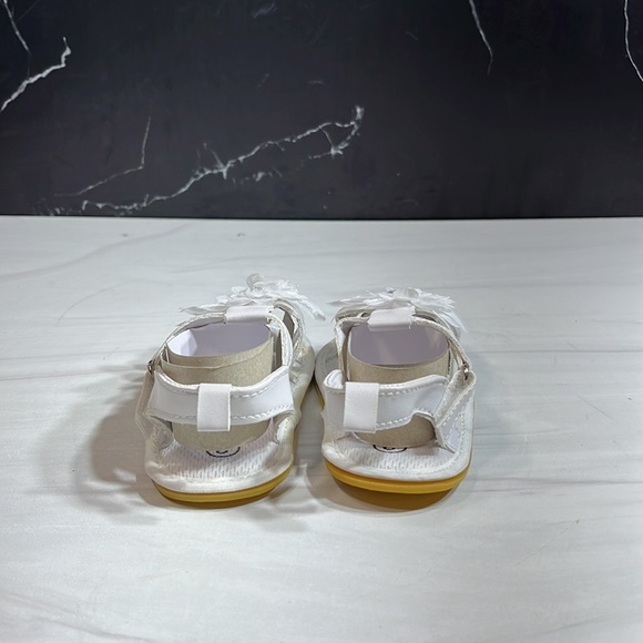 Unbranded Baby Sandals White sz 2 - Picture 4 of 8
